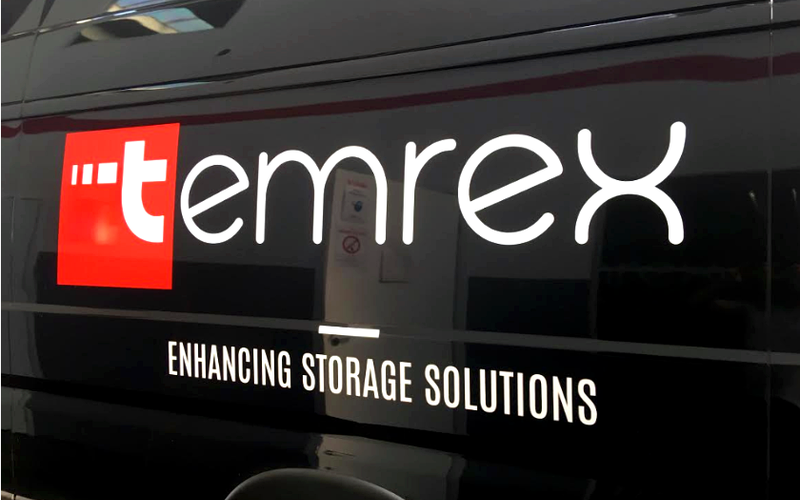 Scritte adesive per furgoni - esempio 1